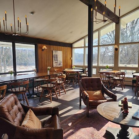 Mountaineer Inn West Dover Luaran gambar